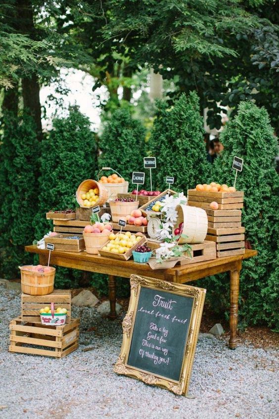varilla Sin alterar Exquisito 24 ideas para decorar con cajas de frutas una boda