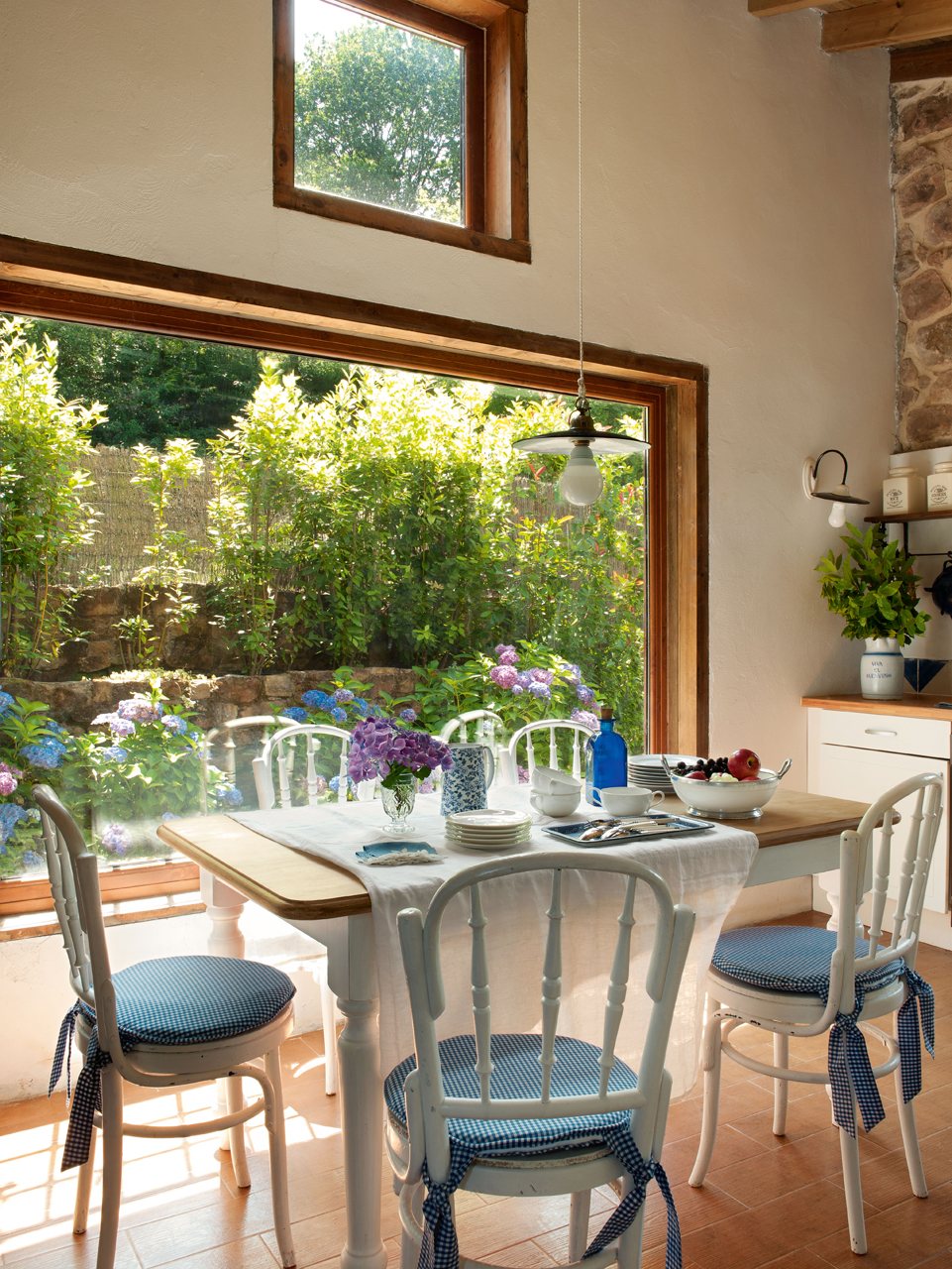 De cuadra a una acogedora vivienda familiar