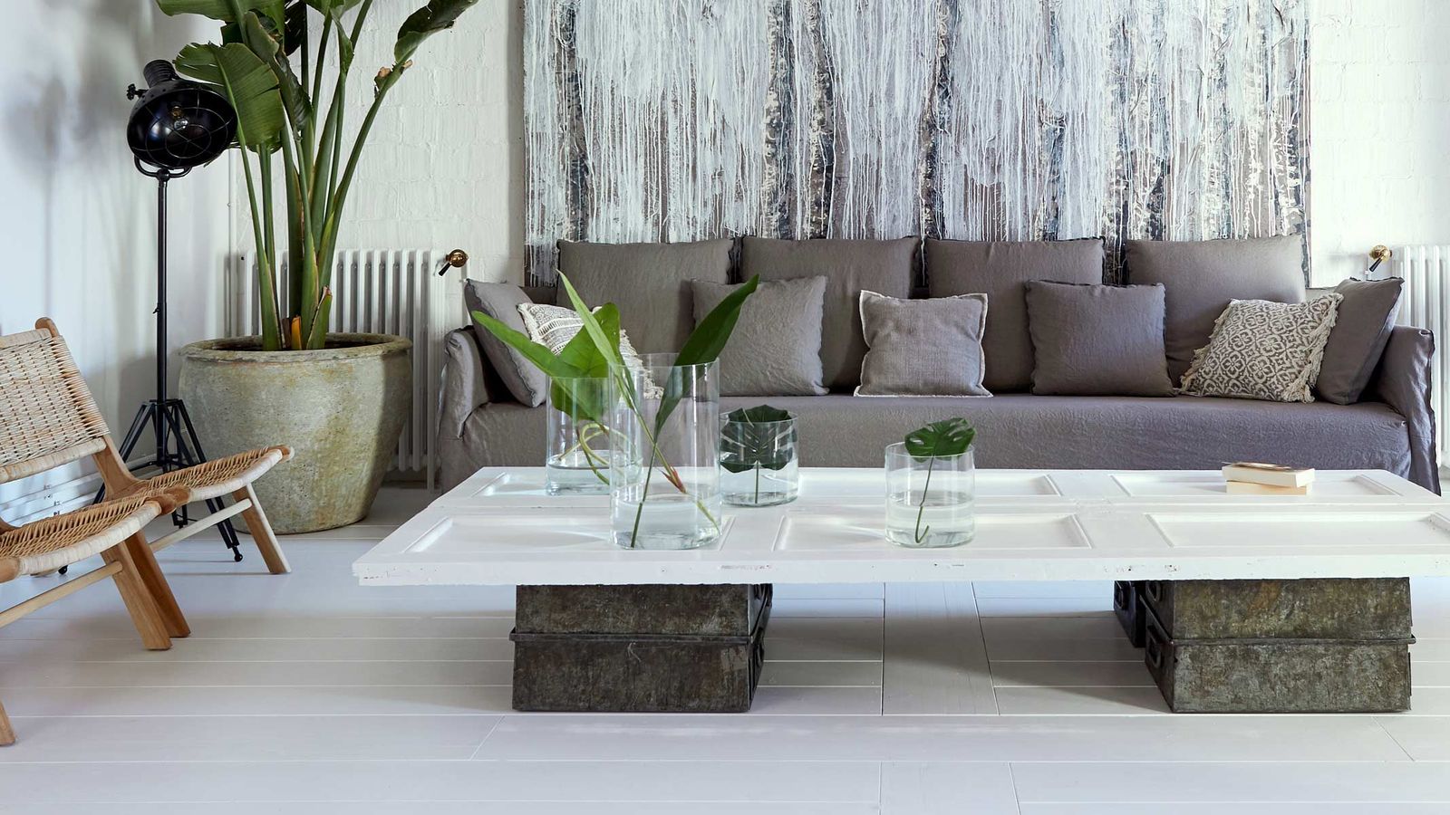 ​​​​Un  piso de estilo atemporal y aire mediterráneo