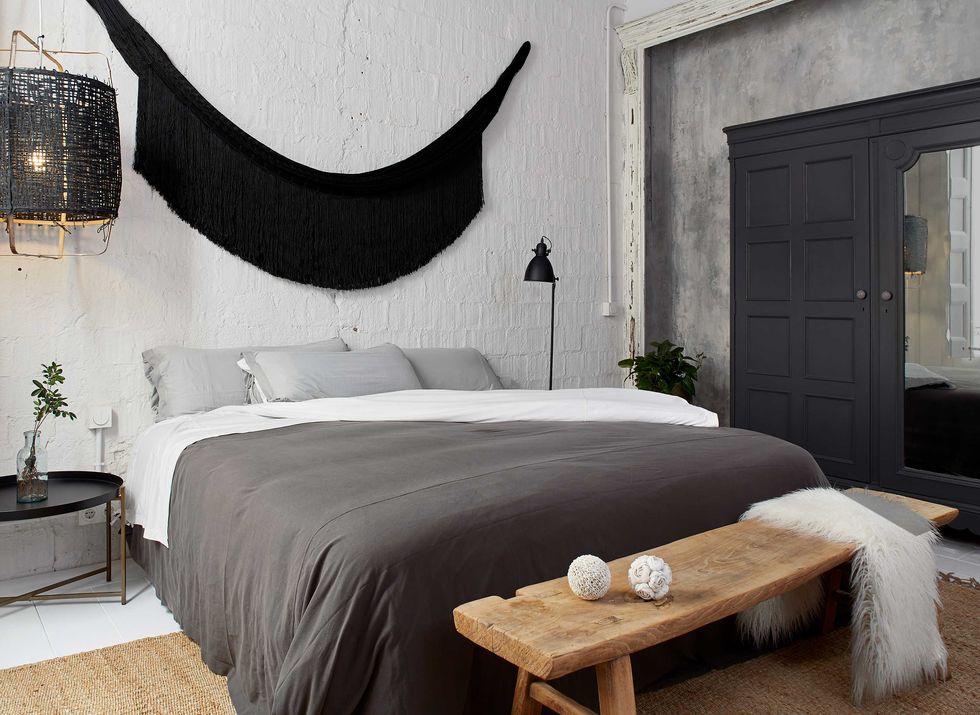 Un  piso de estilo atemporal y aire mediterráneo