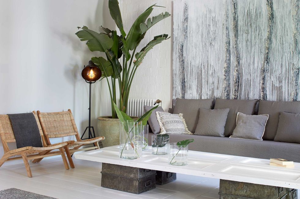 Un  piso de estilo atemporal y aire mediterráneo