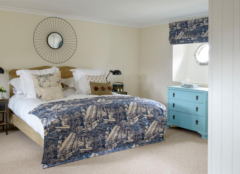 Una encantadora casa flotante