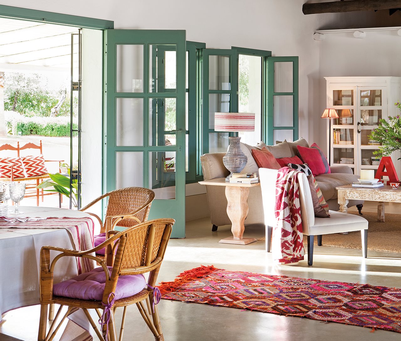 Una hermosa casa de campo mix de color y charme