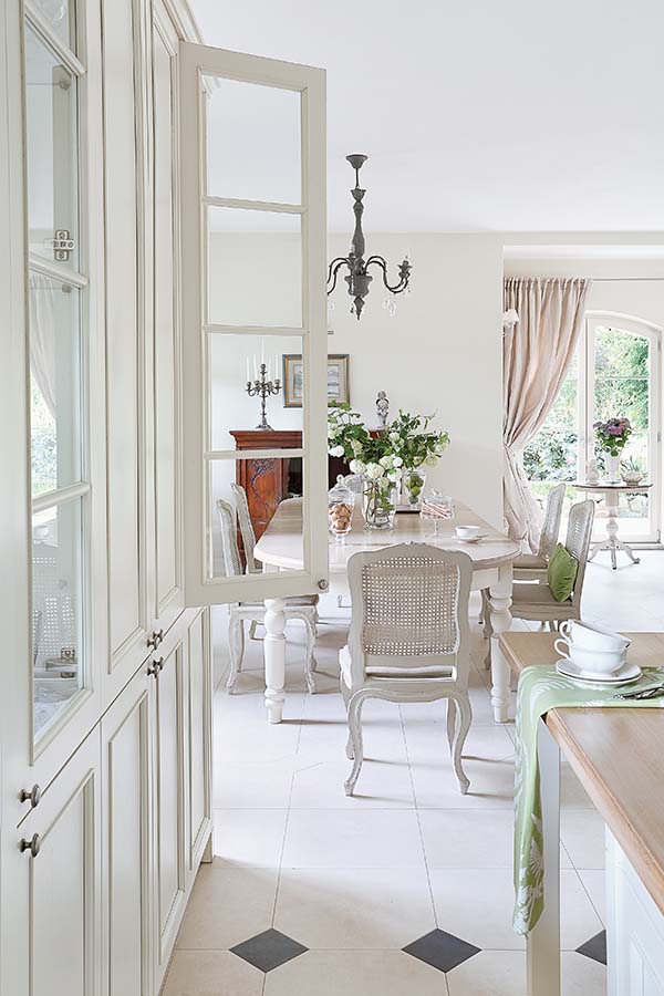 Una villa en Polonia con sabor francés