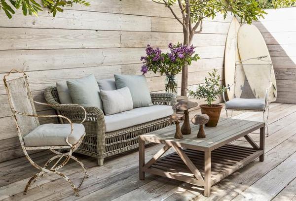 casa de estilo mediterráneo con un aire chic