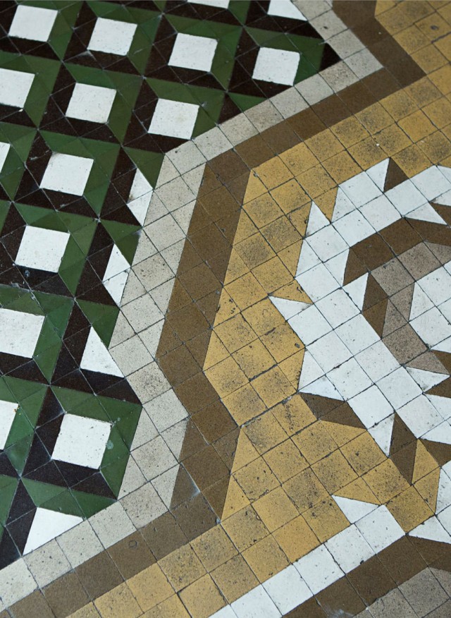 la impresionante casa modernista de un diseñador de interiores