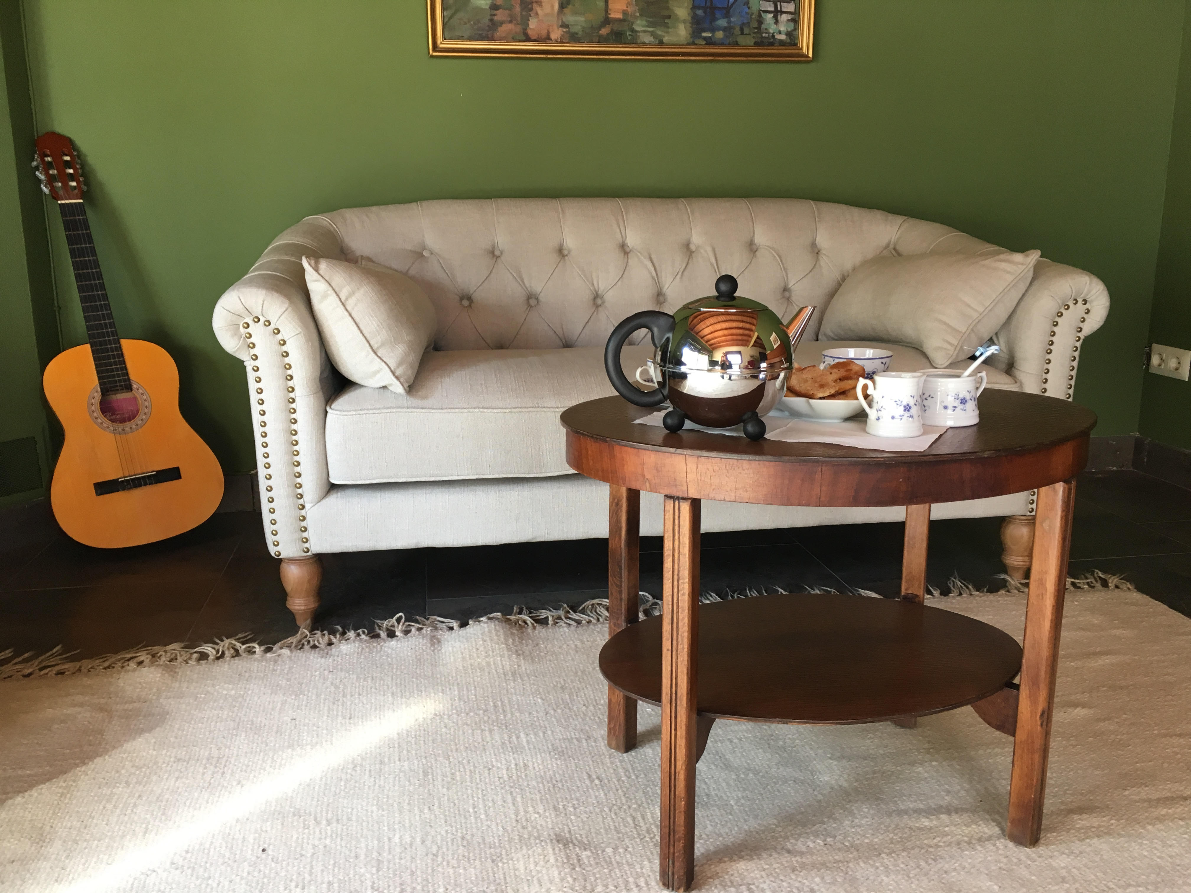 mesa de centro vintage ovalada