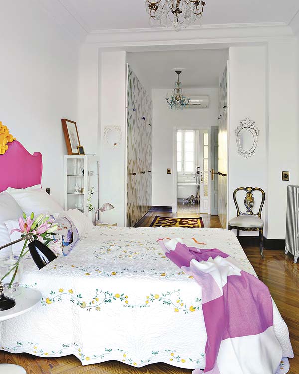 un piso alegre y colorido