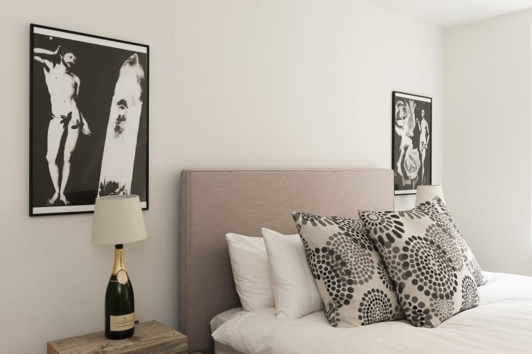 una antigua estación de ambulancias convertida en una casa familiar