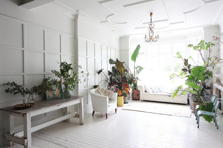 Una bucólica casa inglesa estilo vintage y toque chic 