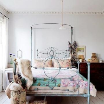 25 ideas para decorar el dormitorio con camas de forja